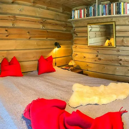 Hand-crafted With Sod Roof And Terrace Dom wakacyjny